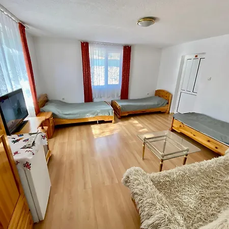 Guest house 